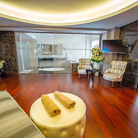 Hotel Prime İçmeler